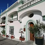 Eleonora, Un Angolo Di Paradiso Ad Ischia Affittacamere
