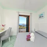 Eleonora, Un Angolo Di Paradiso Ad Ischia Sant'Angelo (Isola d'Ischia)