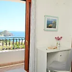 Affittacamere Eleonora, Un Angolo Di Paradiso Ad Ischia 4*