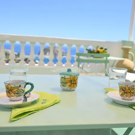 Affittacamere Eleonora, Un Angolo Di Paradiso Ad Ischia 4*