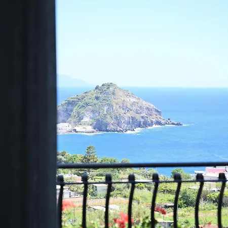 Πανσιόν Eleonora, Un Angolo Di Paradiso Ad Ischia 4*