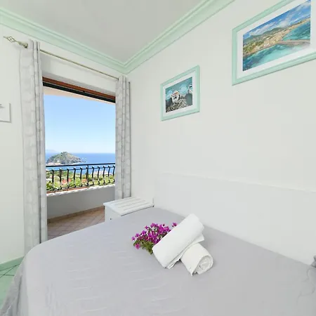 Eleonora, Un Angolo Di Paradiso Ad Ischia Guest house Sant'Angelo (Isola d'Ischia)