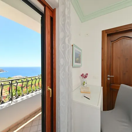 Eleonora, Un Angolo Di Paradiso Ad Ischia